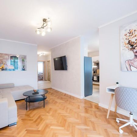 Bridge Comfort Apartment ซาดาร์ ภายนอก รูปภาพ