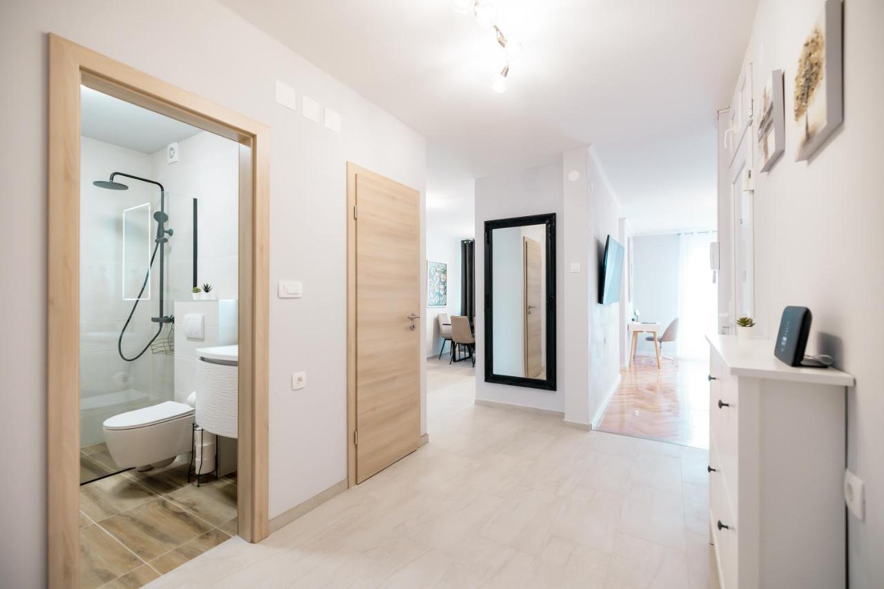 Bridge Comfort Apartment ซาดาร์ ภายนอก รูปภาพ