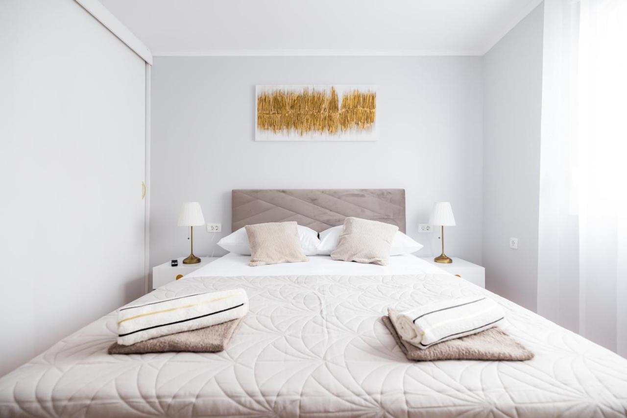 Bridge Comfort Apartment ซาดาร์ ภายนอก รูปภาพ