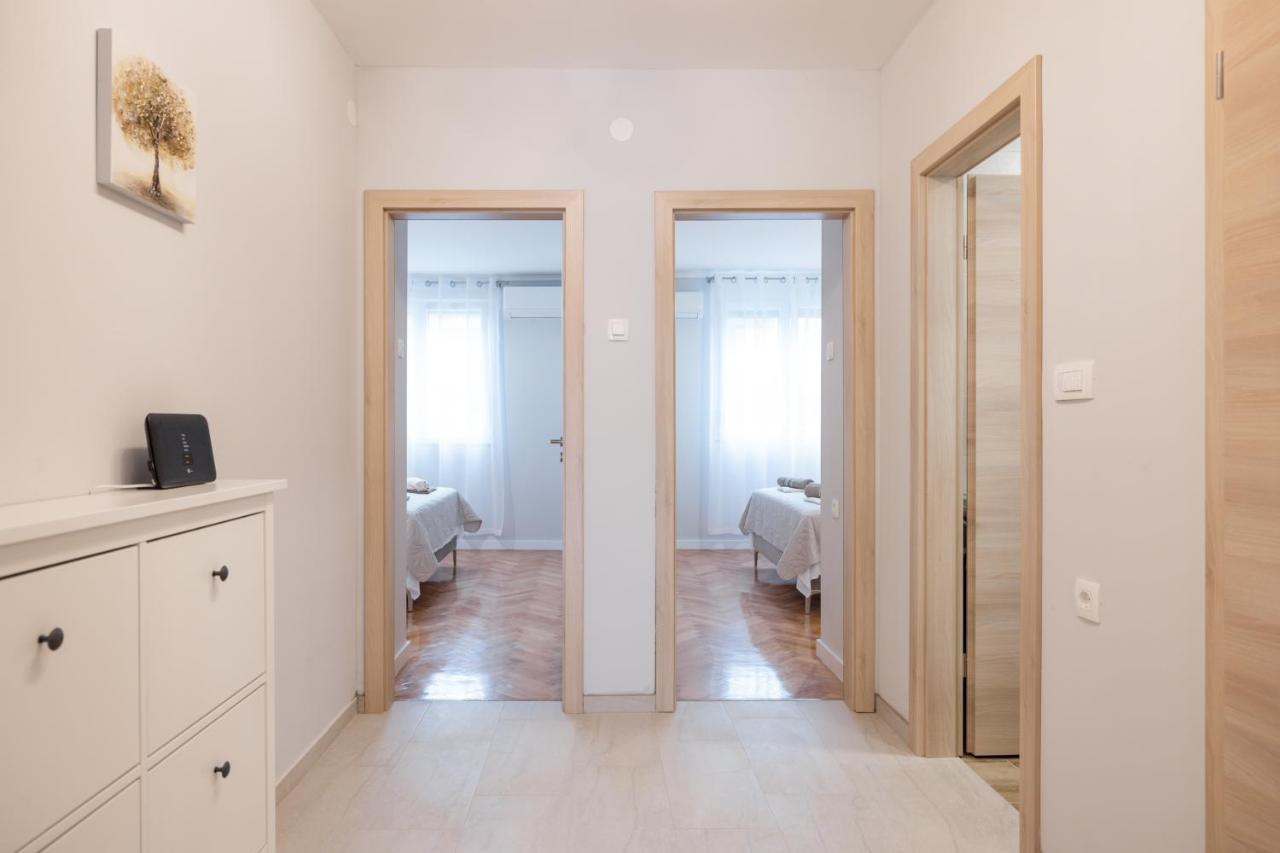 Bridge Comfort Apartment ซาดาร์ ภายนอก รูปภาพ