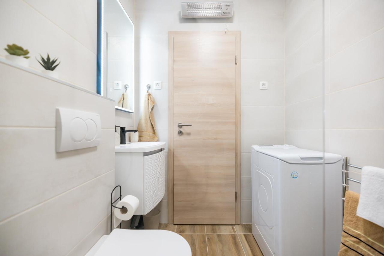 Bridge Comfort Apartment ซาดาร์ ภายนอก รูปภาพ