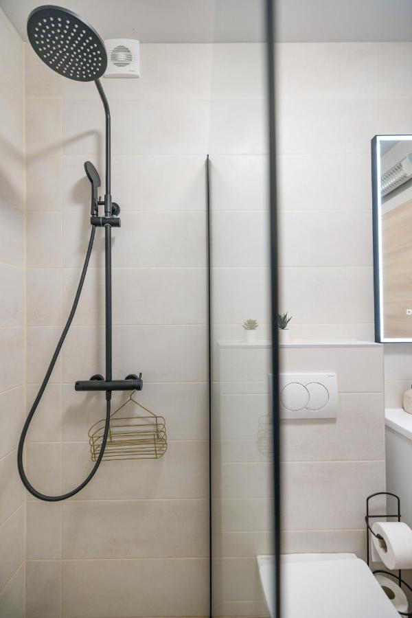 Bridge Comfort Apartment ซาดาร์ ภายนอก รูปภาพ