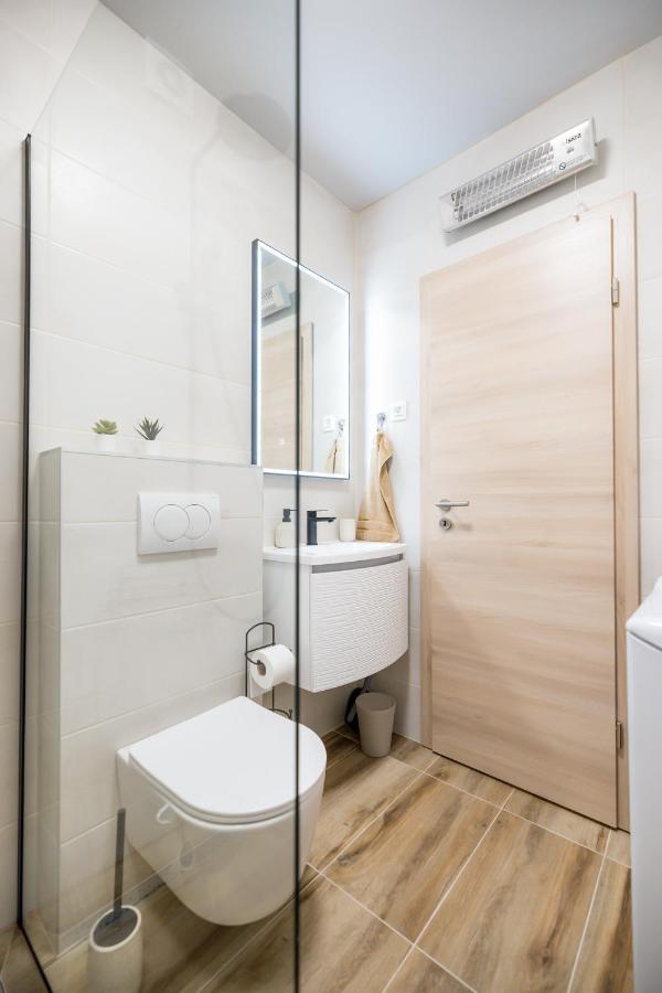 Bridge Comfort Apartment ซาดาร์ ภายนอก รูปภาพ